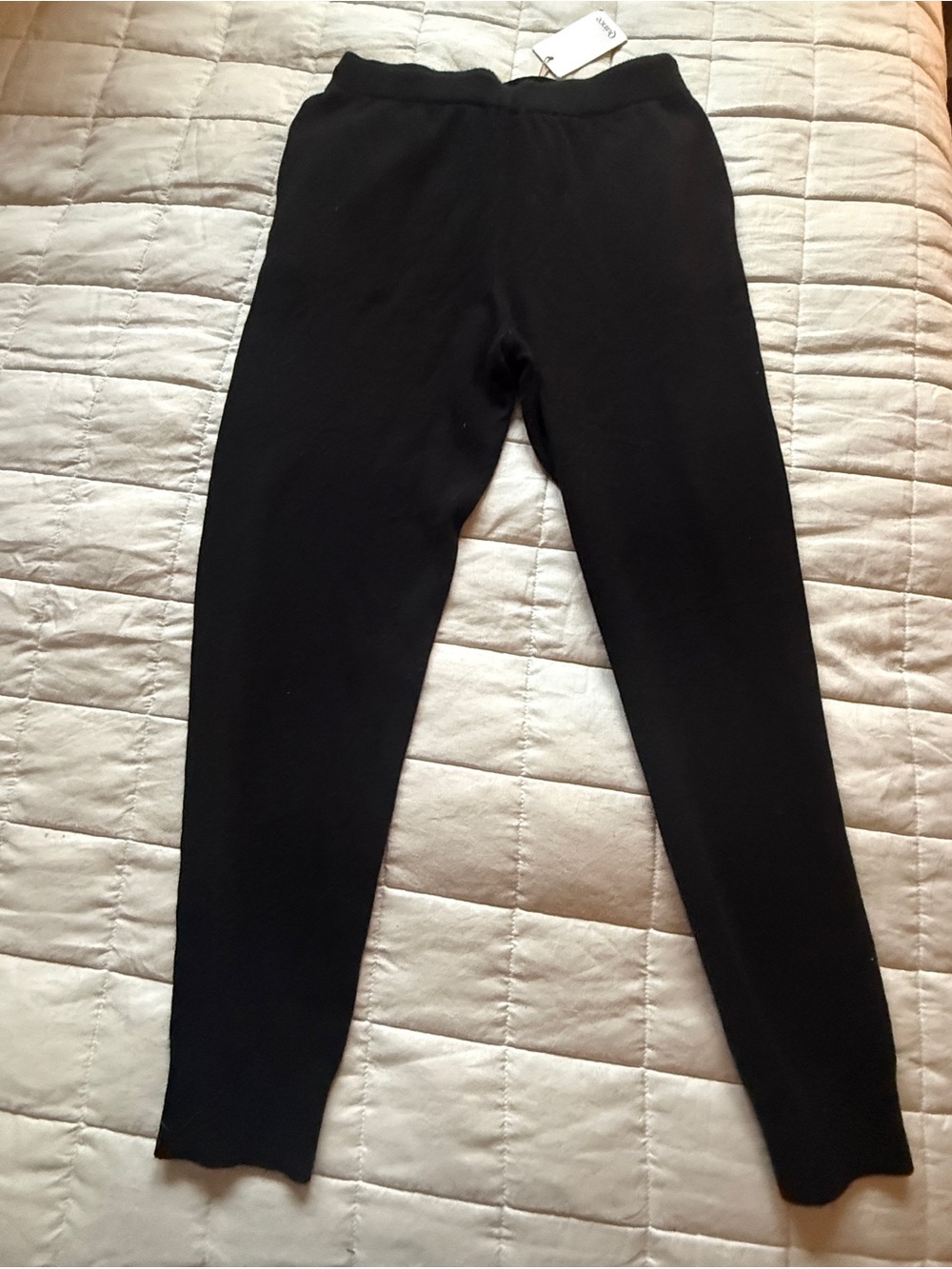 Quince Women’s 100% Mongolian Cashmere Sweatpants Black Small NWT